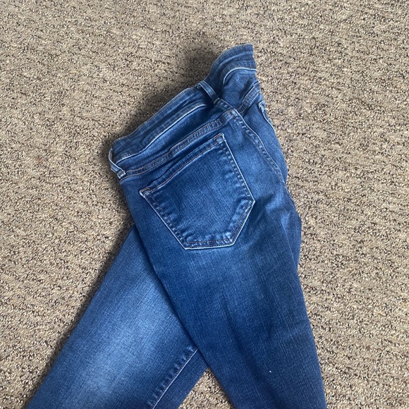 Old Navy Skinny Jeans - Picture 4 of 4